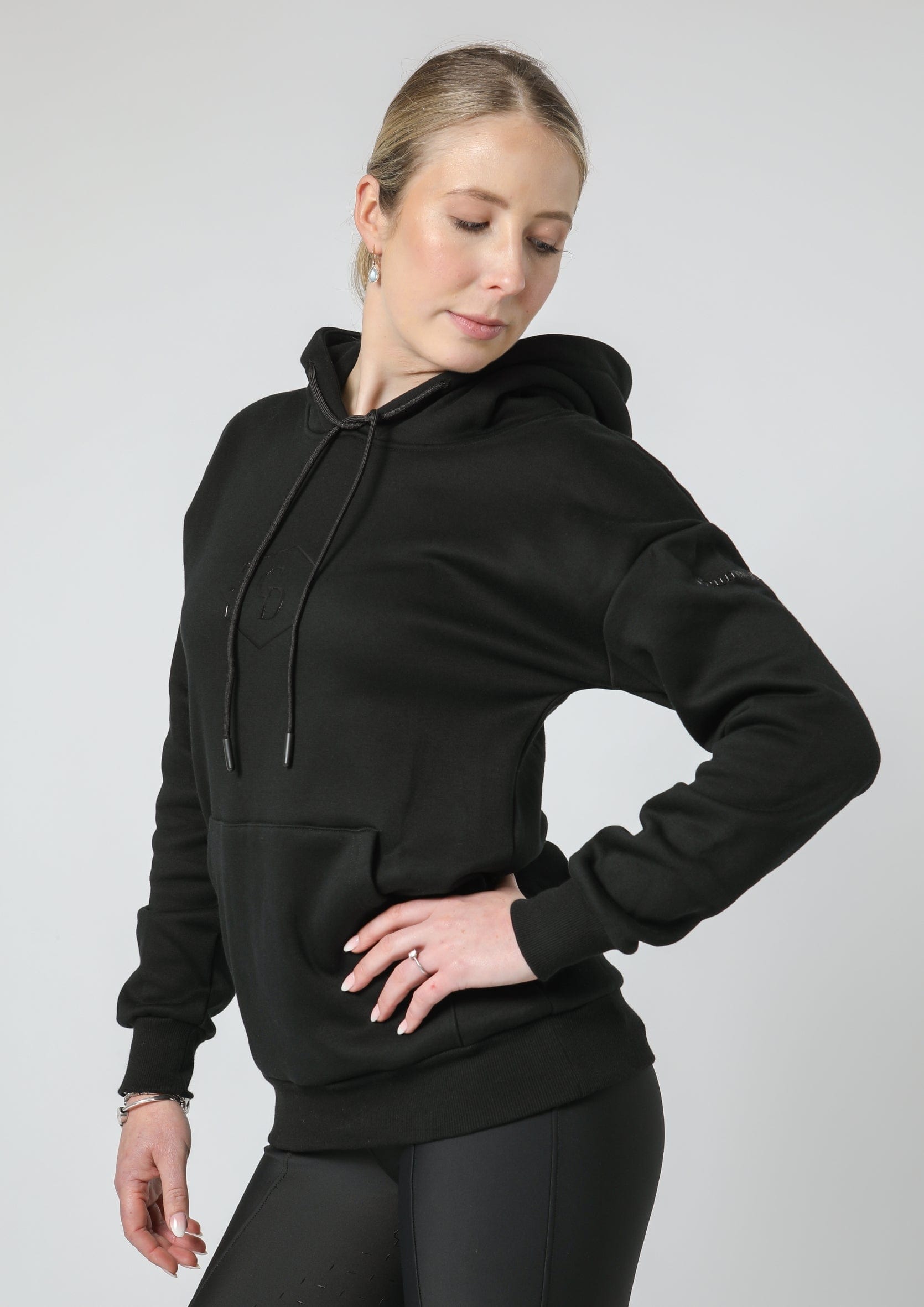 Signature Hoodie (Black)