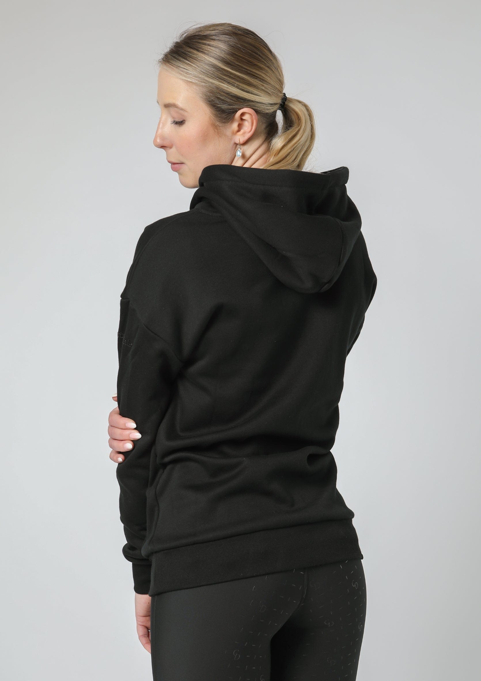 Signature Hoodie (Black)